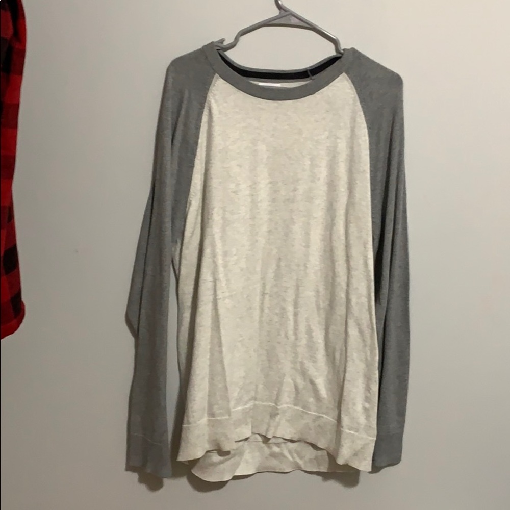 Old Navy XL Gray Sweater